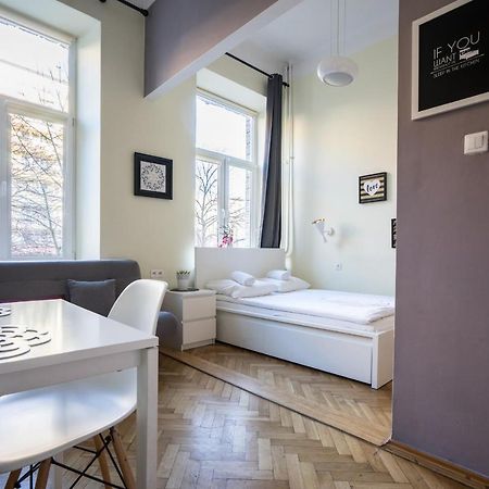 Elegant Apartment Copernicus Varsóvia Exterior foto