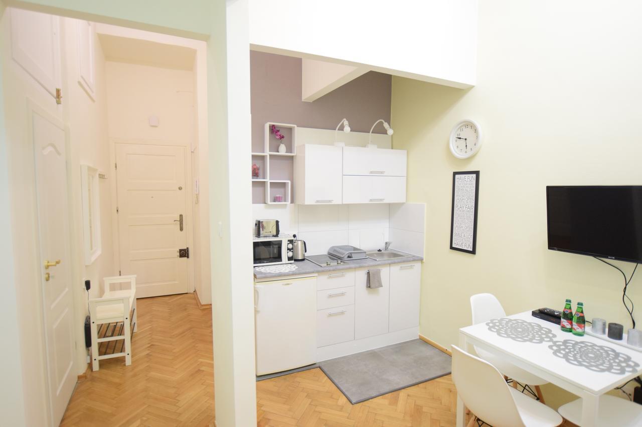 Elegant Apartment Copernicus Varsóvia Exterior foto