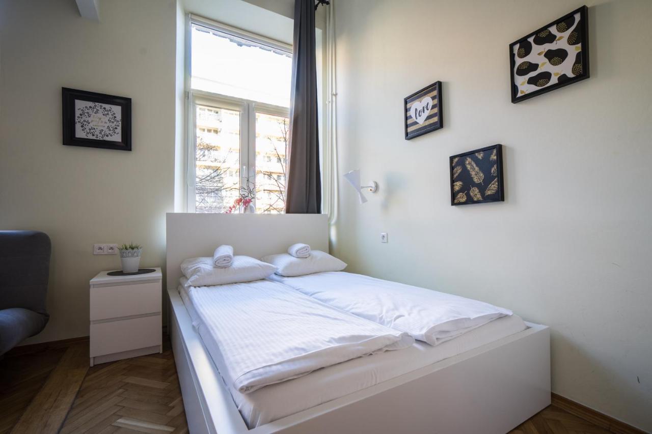 Elegant Apartment Copernicus Varsóvia Exterior foto